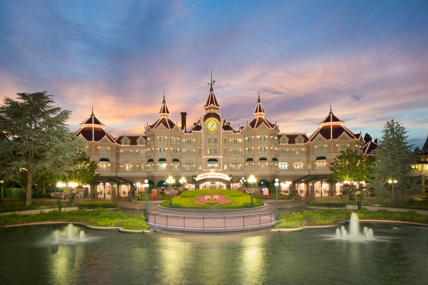 The Magic of Staying Onsite: Why a Disney Hotel is Worth It